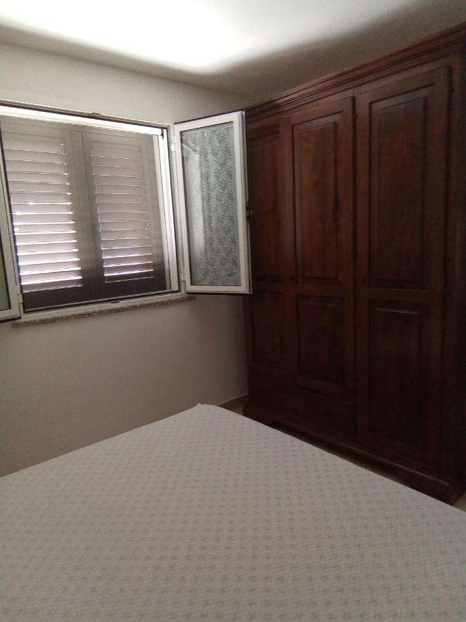 Villa 18 Via Sa Salina Portopino Porto Pino Exterior foto